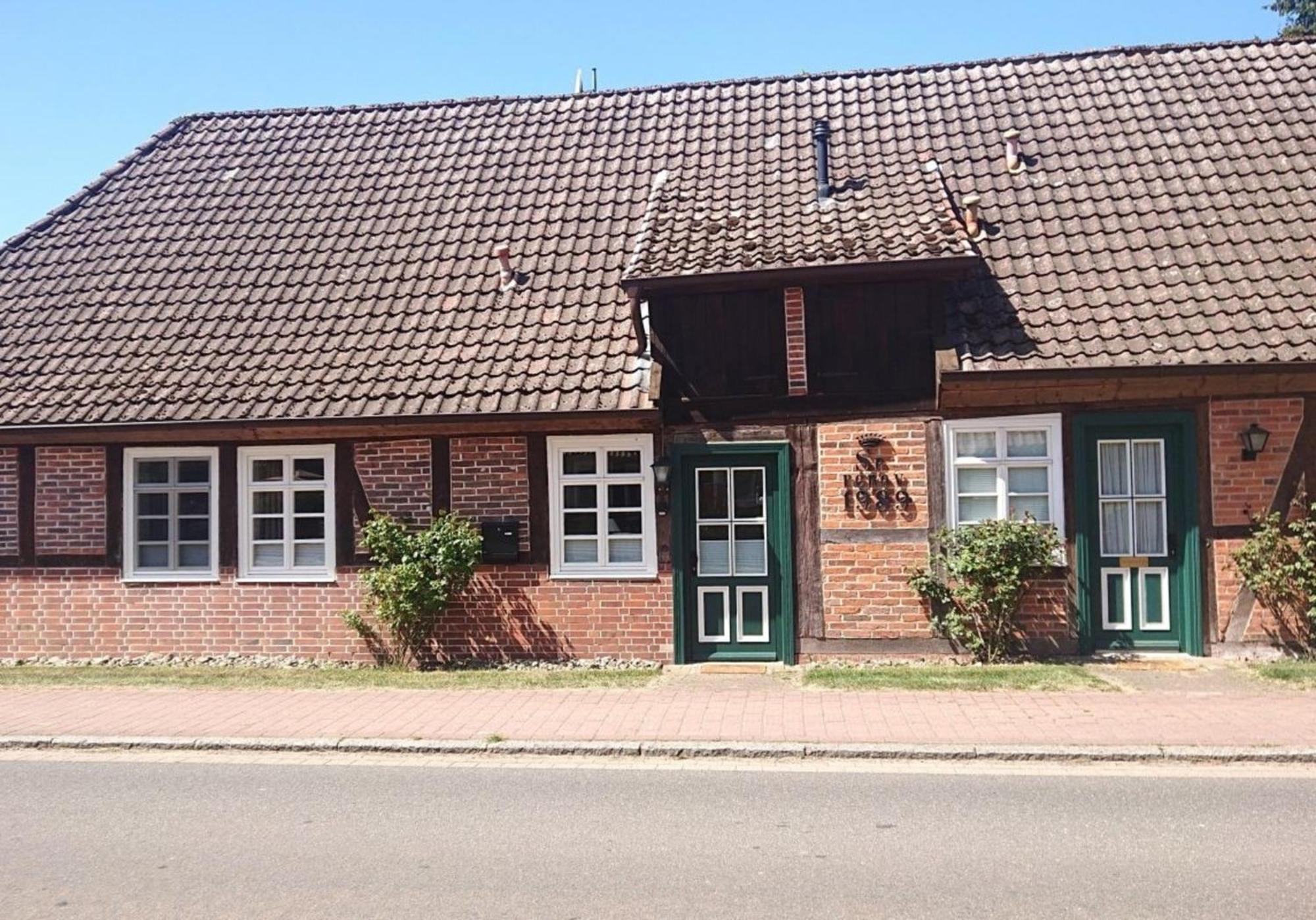 Luedersburger Strasse 19B Apartment Екстериор снимка